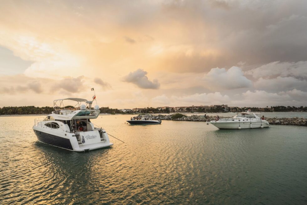 Catamaran & Yachts: Unique Cabo Wedding Photos