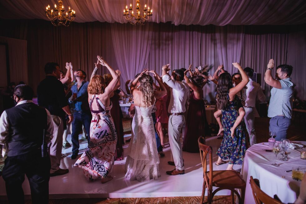 Off-Camera Flash for Stunning Dance Floor Photos in Cabo