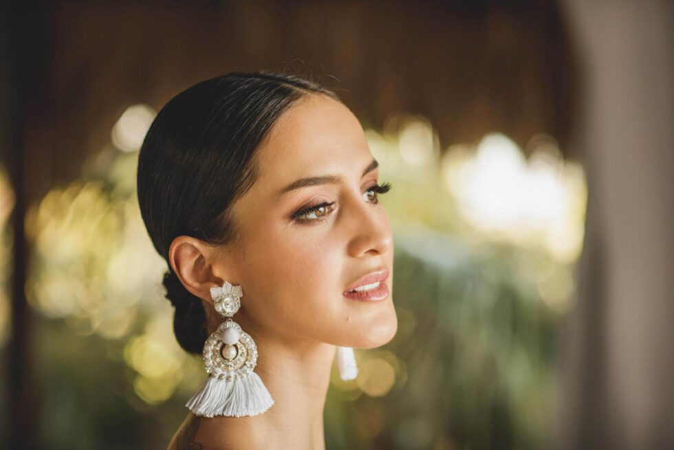 Slaying the Sparkle: Jewelry Choices for Cabo Photos